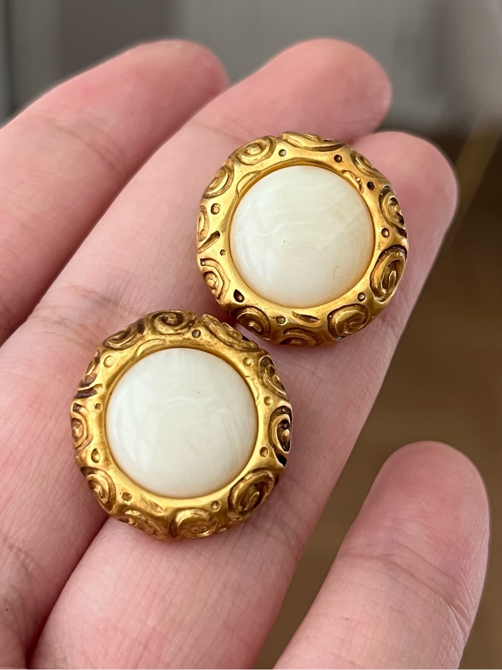 Authentic Vintage Givenchy White Swirly Glass Matte Gold Round Pierced Earrings